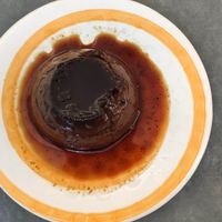 Flan de algarroba at Natu in Santander
