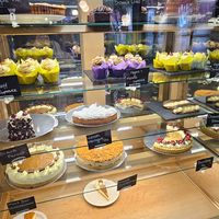 Superb cake choices 👌 at Ransoms Tearooms and Restaurant in Jersey