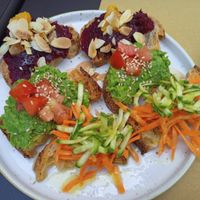 Bruschette con patè di bietola e piselli at In Pasta in Lucca