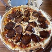 Pepperoni pizza  at Slunch Factory - 슬런치 팩토리 in Seoul