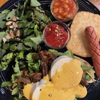 Vegan brunch plate - also served for dinner   at Slunch Factory - 슬런치 팩토리 in Seoul