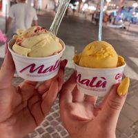 Spagnola (left) and Mango (right) at Gelateria Malu in Jesolo