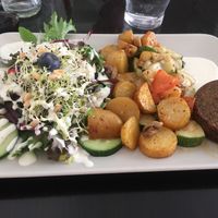 Vegan burger at De Plaats in Bruges
