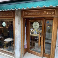 Entrada, justo en puente at Pasticceria Ponte delle Paste in Venice