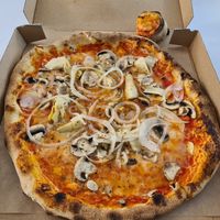 Funghi with Onions and Artichoke - Delivery @ office #Veganuary at L'Italiano Originale Snack und Pizzahaus in Esslingen