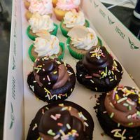 Vegan cupcake gift at Cupcake Central in Maribyrnong