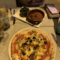 Vegan capricciosa and vegan meatballs with potatoes and spinach at Origano Campo de' Fiori in Rome
