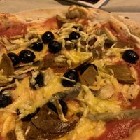 Vegan capricciosa at Origano Campo de' Fiori in Rome