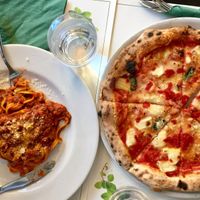 Vegan Margarita pizza at Origano Campo de' Fiori in Rome