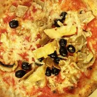 Vegan capricciosa at Origano Campo de' Fiori in Rome