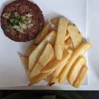 Steak frites at Delice & Sarrasin in New York City