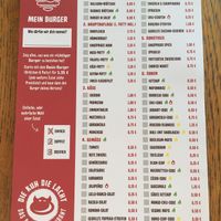 Build your own burger with a lot of vegan options at Die Kuh Die Lacht in Frankfurt