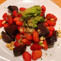 beetroot-gnocchi   at Mezzo  in Hannover