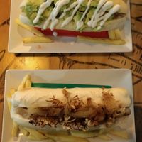 Hot dog veganos Italiano y completo at San Wich in Cadiz