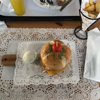 Hamburguer menu at O Canteiro in Setubal