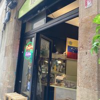 Exterior  at Manna Gelats in Barcelona