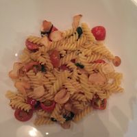 gluten-free pasta with cherry tomatoes and roasted garlic at Hawa - Tambo del Inka in Urubamba