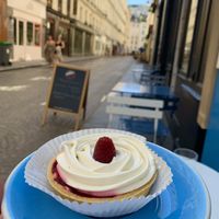   at Cloud Cakes - Mandar in Paris