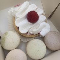 4 macarons and a tart   at Cloud Cakes - Mandar in Paris