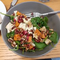 Pear, sweet potato, smoked tofu salad at Cloud Cakes - Mandar in Paris