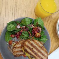 Grilled "cheese" sandwich at Cloud Cakes - Mandar in Paris