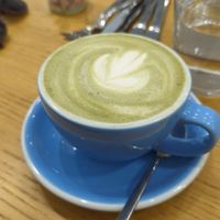 Matcha latte at Cloud Cakes - Mandar in Paris