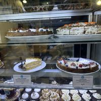   at Cloud Cakes - Mandar in Paris