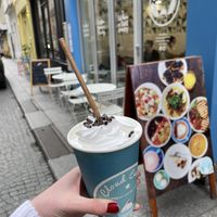 Hot chocolate with cream   at Cloud Cakes - Mandar in Paris