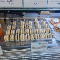 Vegan macarons at Cloud Cakes - Mandar in Paris