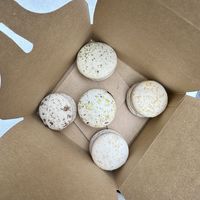 Macaroons at Cloud Cakes - Mandar in Paris