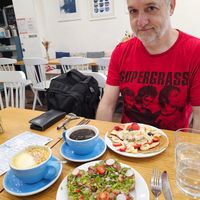 Yum! at Cloud Cakes - Mandar in Paris