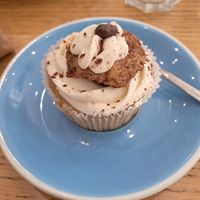 Tiramisu cupcake at Cloud Cakes - Mandar in Paris