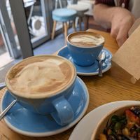 Latte & flat white at Cloud Cakes - Mandar in Paris