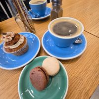 Tiramisu cupcakes, macarons, coffee! at Cloud Cakes - Mandar in Paris