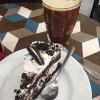 Strawberry and chocolat Cheesecake  at Cloud Cakes - Mandar in Paris