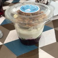 Yoghourt and granola at Cloud Cakes - Mandar in Paris