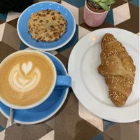 Latte pecan choc chip cookie and vegan croissant at Cloud Cakes - Mandar in Paris