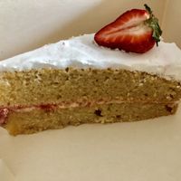 Vegan cake at Cloud Cakes - Mandar in Paris