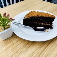 Vegan chocolate cake at Cloud Cakes - Mandar in Paris