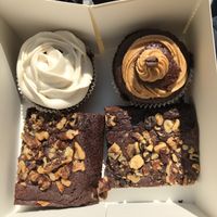 Bolos maravilhosos 😋! at Cloud Cakes - Mandar in Paris