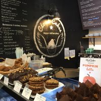 Where you order at Cloud Cakes - Mandar in Paris