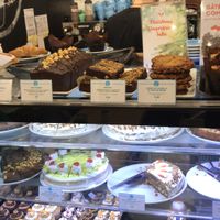I want it all at Cloud Cakes - Mandar in Paris