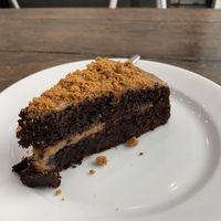 Chocolate speculoos cake at Cloud Cakes - Mandar in Paris