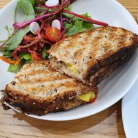 Grilled cheese sandwich (vegan) at Cloud Cakes - Mandar in Paris