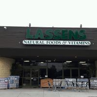 Store font at Lassens Natural Foods & Vitamins in Ventura