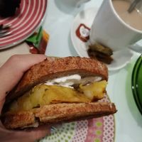 Sandwich de tortilla, queso y alioli at Sweet Paradise in Tenerife