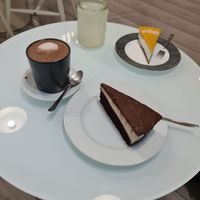 Ferrero cake and cheesecake (gf) with lemonade (sf) and carob drink at Sweet Paradise in Tenerife