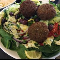 artichoke salad with falafel at Daddy's Place in Easton