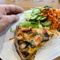 quiche & salad at Lecker & Pur in Hildesheim