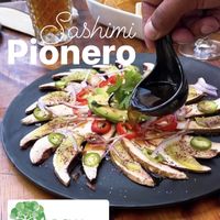 SASHIMI Pionero
Portobello flower marinated in soy sauce, rice vinegar, green lemon and ginger, purple onion, avocado, beautiful mintage with sesame, Jamaican salt and arugula at Marcial by Mako in Cabo San Lucas